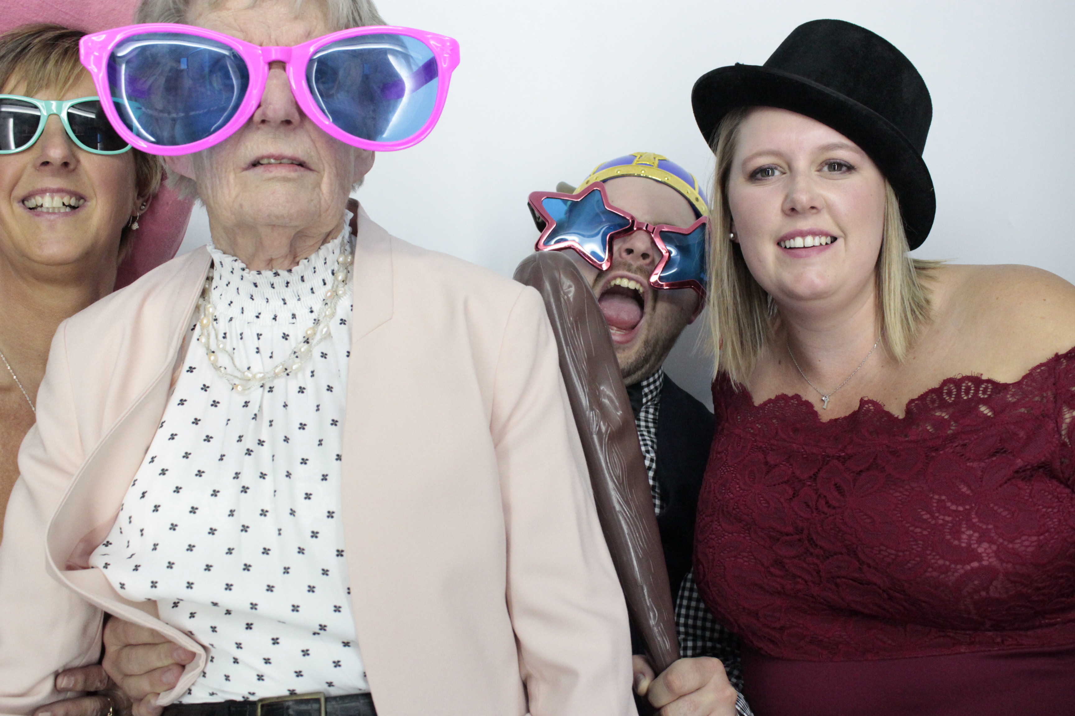Emma and James’s Wedding  | View more photos from the event at gallery.myphotoboothexperience.co.uk/u/MyPhotoBoothExperienceLtd/Emma-and-James’s-Wedding